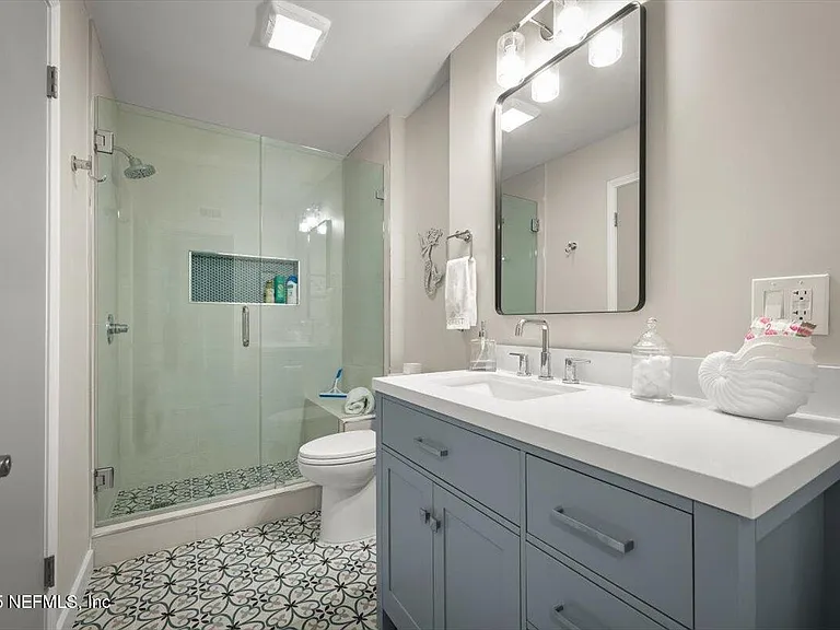 10 Little Bay Harbor Dr — Photo 38