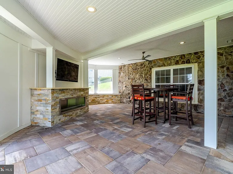 22374 Dolomite Hills Dr — Photo 73