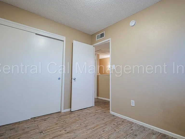 930 Day Ave. — Photo 20