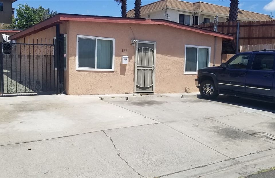 1st image of 127 Escuela St