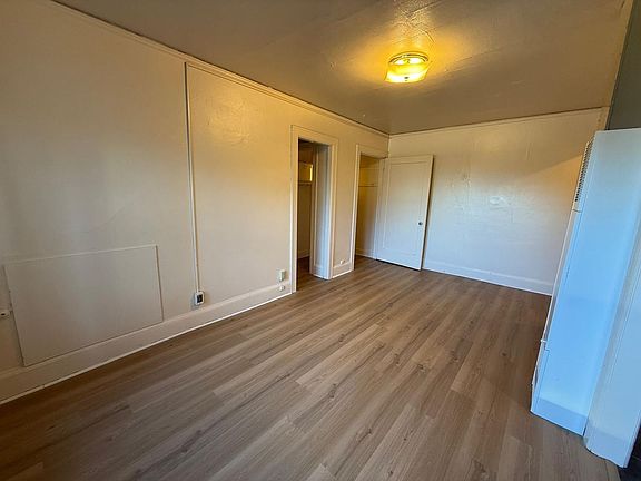 4th image of 1315 NE 47th St APT N