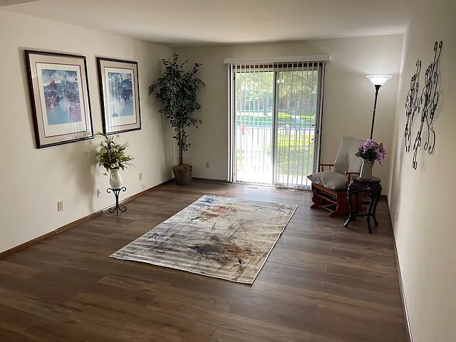 6850 W Kathleen Ct — Photo 4