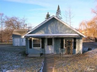 507 N Leroy St, Fenton, MI 48430