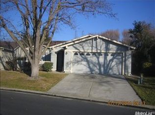 7421 Sunwest Ln, Sacramento, CA