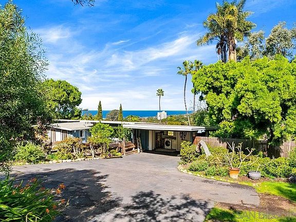 2nd image of 2820 Hidden Valley Rd