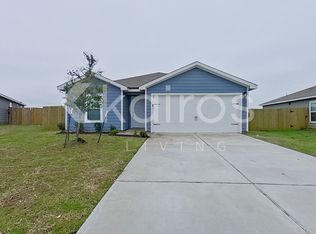 5922 Sapphire Lagoon Rd, Cove, TX 77523