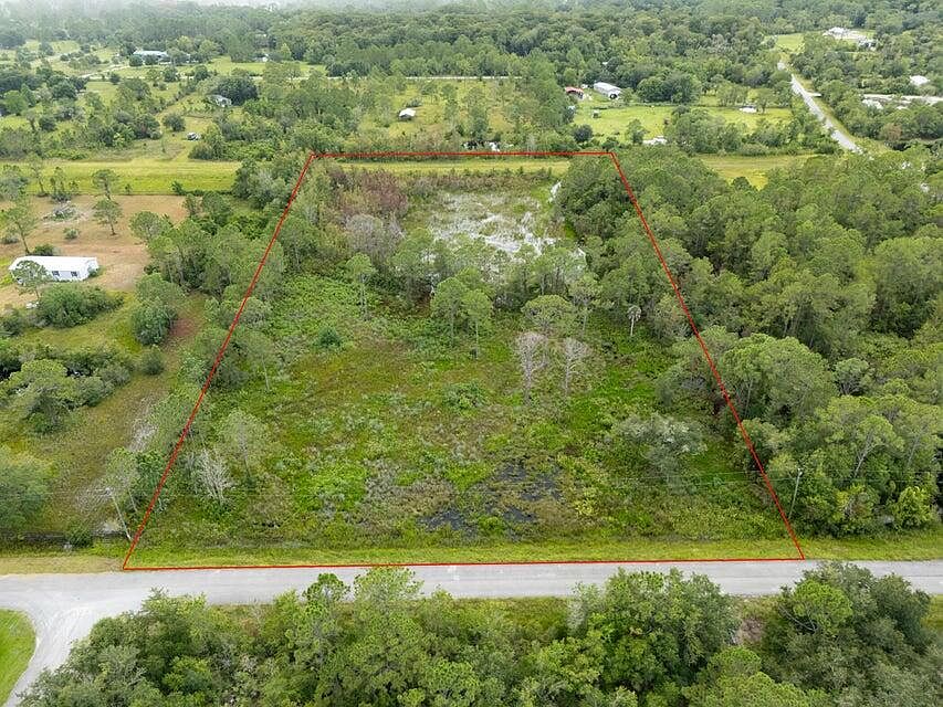 2nd image of 540 NE 365th Lane