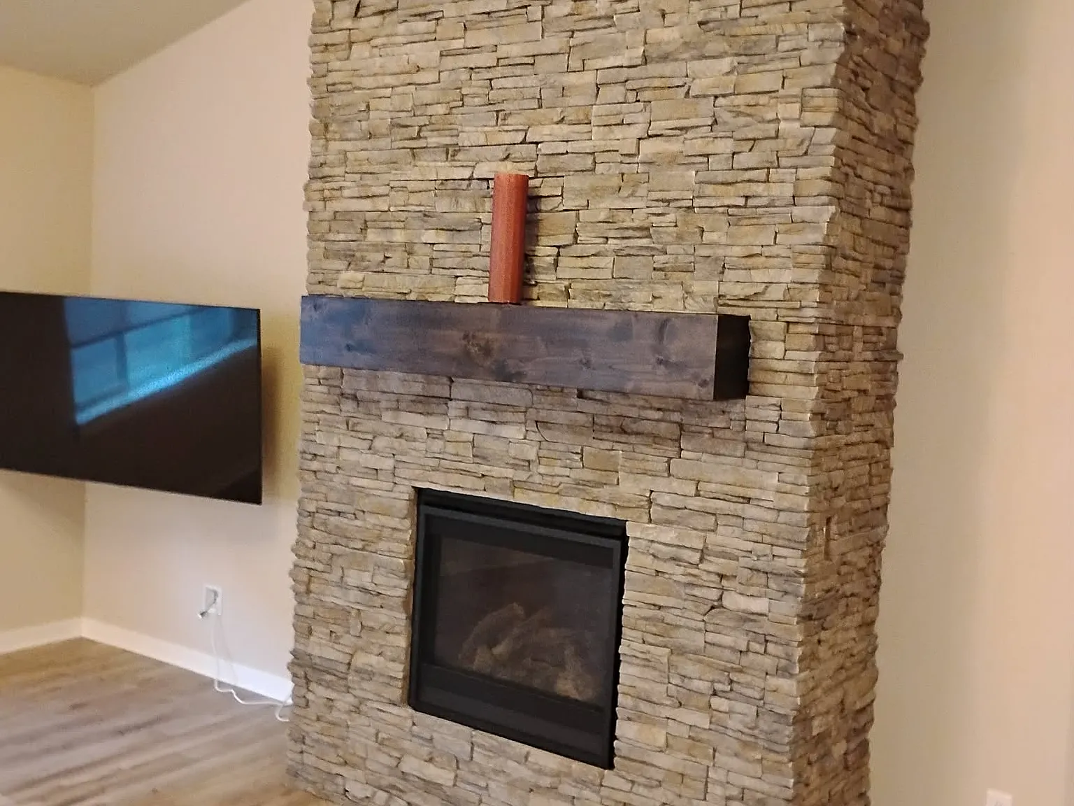 Hollinshead Pl, La Pine — Photo 2