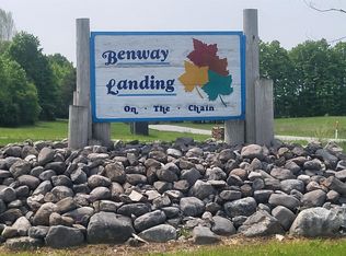 Veldkamp Ln, Central Lake, MI 49622