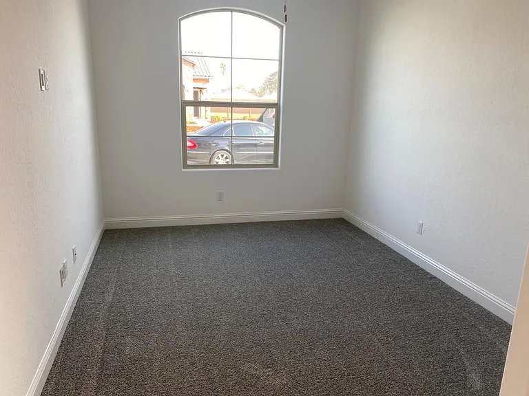 6073 E Fillmore Ave — Photo 8