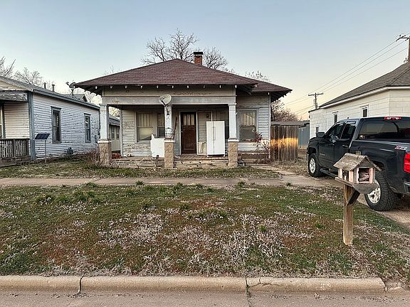 5th image of 18 W Avenue A