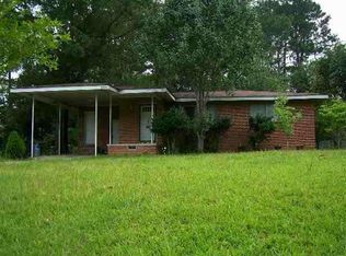 2010 Charlton Dr, Dothan, AL 36303