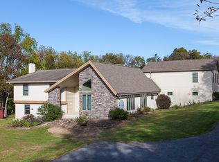 431 Callow Hill Rd, Mohrsville, PA 19541