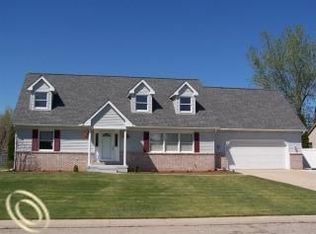 1640 S Delano St, Saint Clair, MI