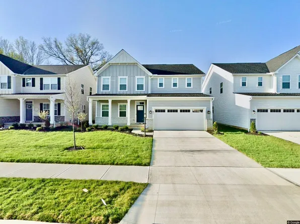 477 Alicia Kelton Dr, Delaware, OH 43015