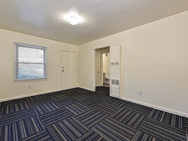 260 Church St NE — Photo 6