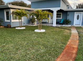 346 Pelican Ave, Daytona Beach, FL 32118