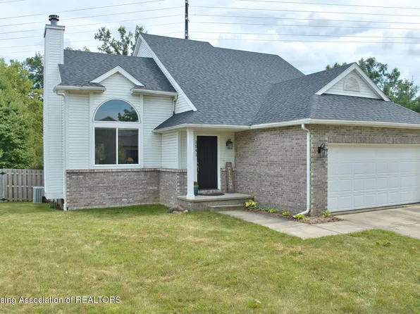 1541 Downing St, Haslett, MI 48840