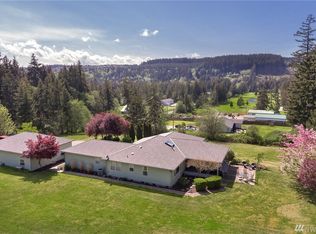 261 Shumway Rd, Camano Island, WA 98282