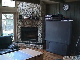 4th image of 47 Bergman Dr