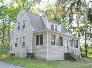 194 S Mast St, Goffstown, NH 03045