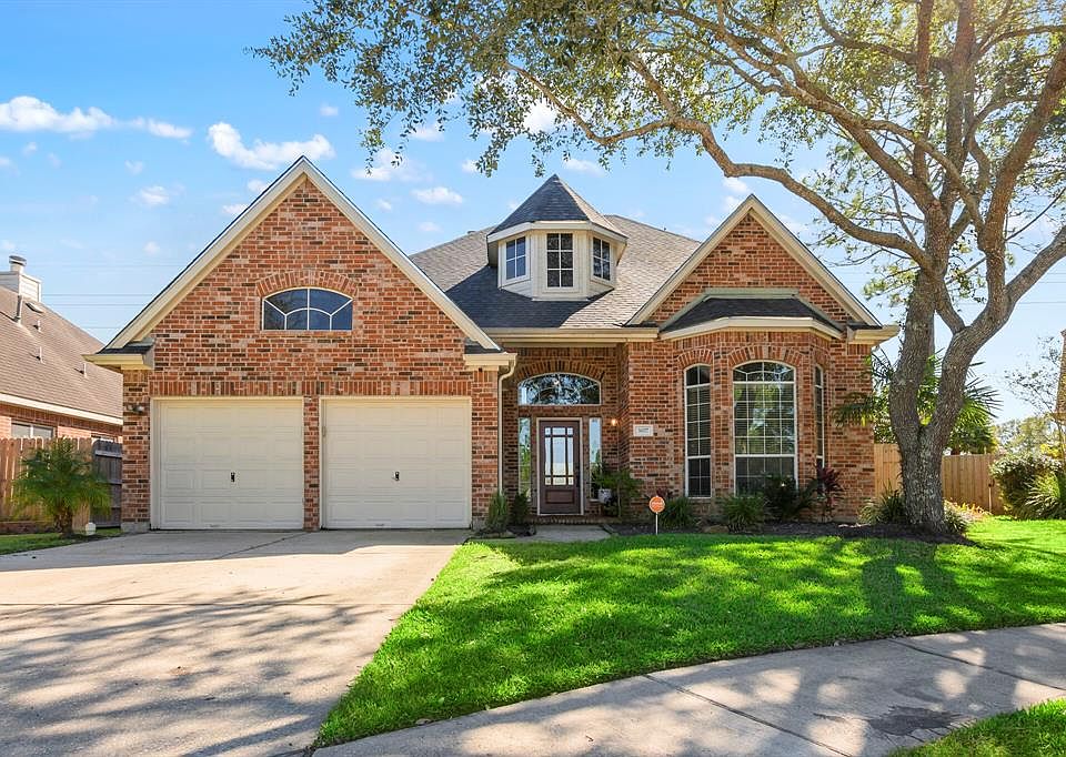 1st image of 3817 Pine Lake Dr