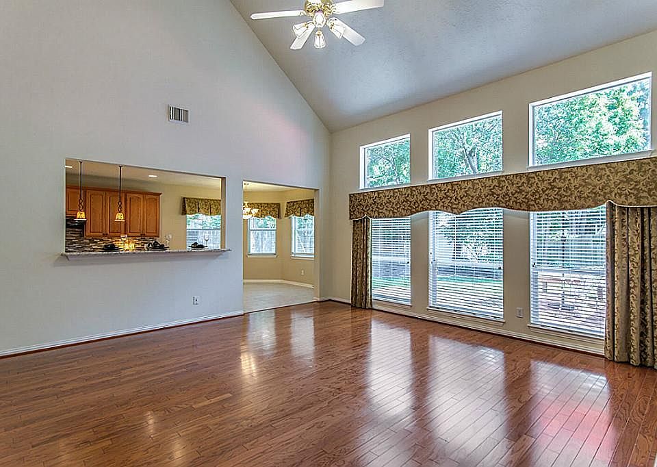 1st image of 163 N Westwinds Cir