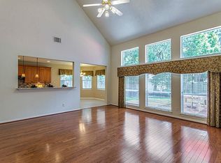 163 N Westwinds Cir, The Woodlands, TX 77382