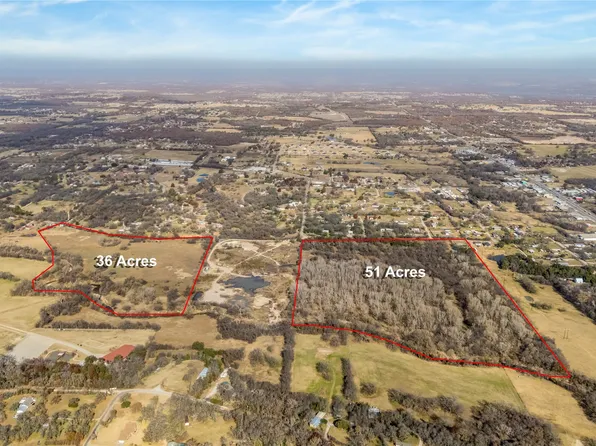 1620 W Timberlake St #A, Azle, TX 76020