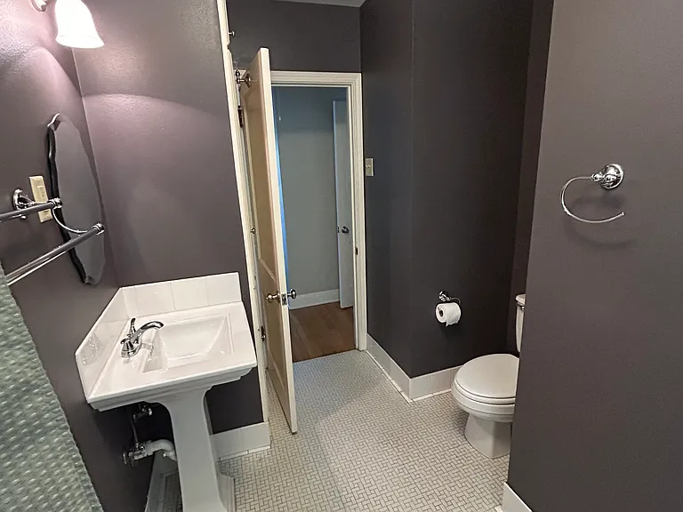3404 Hollywood Ave — Photo 12