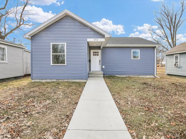 313 E Overton St, Tuscola, IL 61953