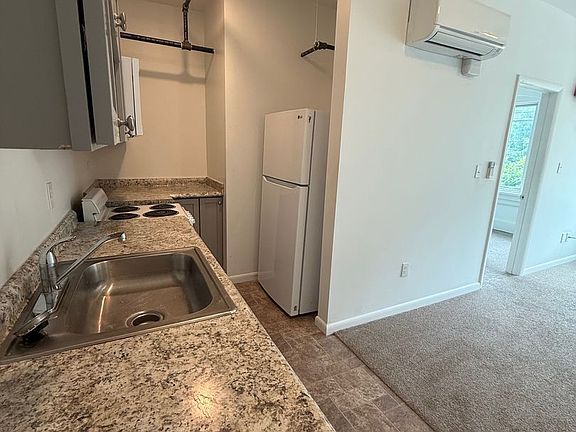 3rd image of 3917 Perrysville Ave APT 2