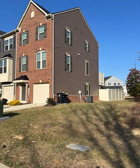 16626 Caribbean Way — Photo 2