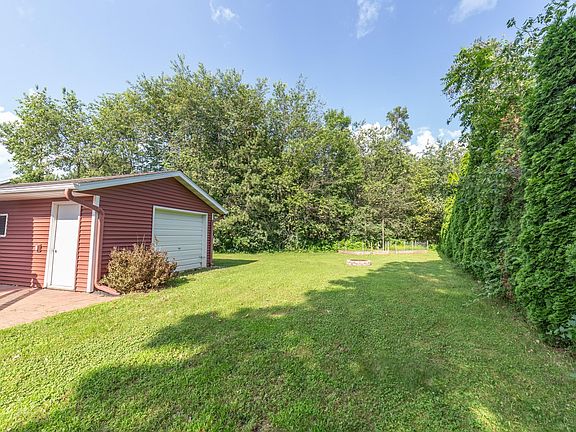 5th image of 504 Parkwood Ct