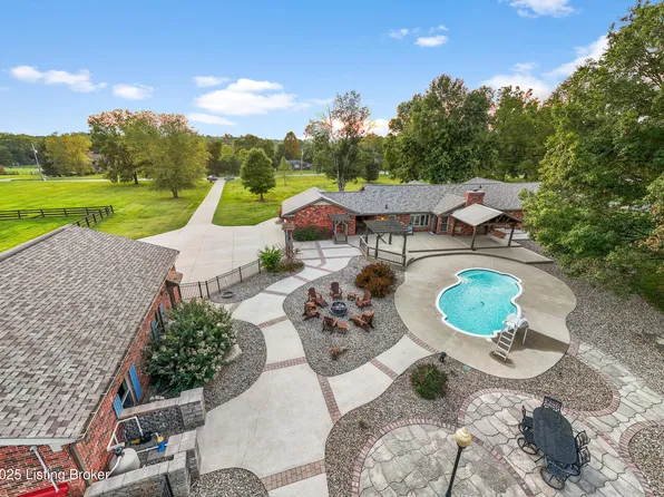 7707 Broad Run Rd, Louisville, KY 40291