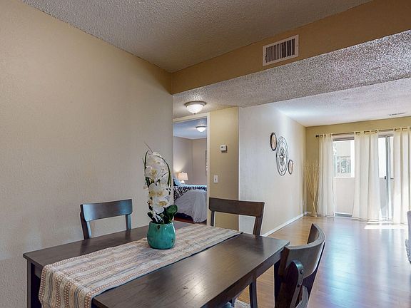 5th image of 3841 Montgomery Blvd NE #827