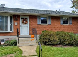 11327 Schuylkill Rd, Rockville, MD 20852