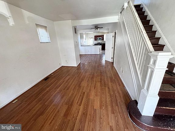 3rd image of 3012 Kentucky Ave
