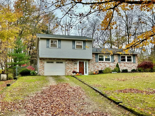 12180 Angling Rd, Edinboro, PA 16412