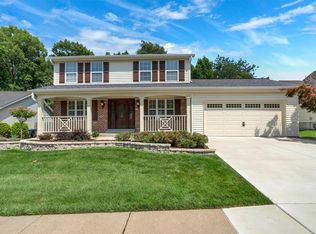54 Worthy Ct, Fenton, MO 63026