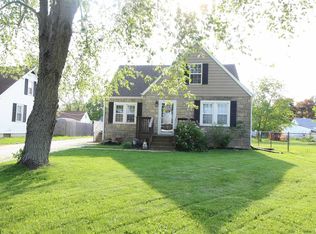 105 William St, East Peoria, IL 61611