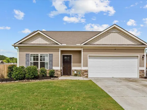 207 Heritage Dr, Calhoun, GA 30701