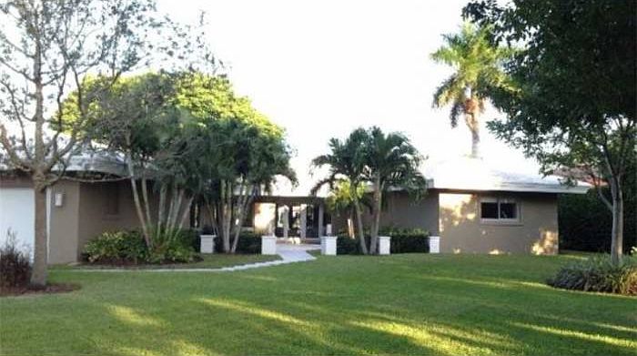 1st image of 2640 Bayview Dr