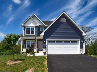 95 Duluth Dr, Martinsburg, WV 25404