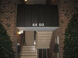 4400 Island Pl APT 102, Annandale, VA 22003