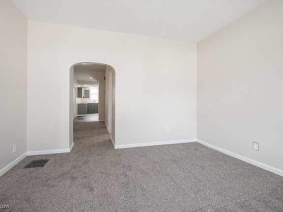 4th image of 1231 W 19th St