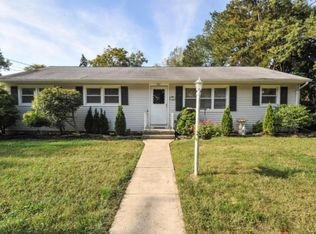 746 Hardean Rd, Brick, NJ 08724