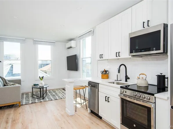 108-09 Rockaway Beach Dr #B, Rockaway Park, NY 11694