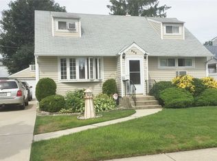 148 Willfred Blvd, Hicksville, NY 11801