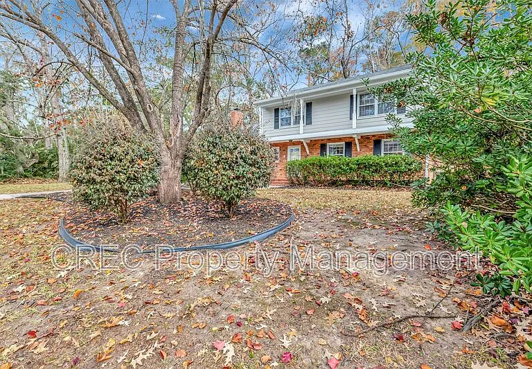 321 Shaftesbury Ln — Photo 29